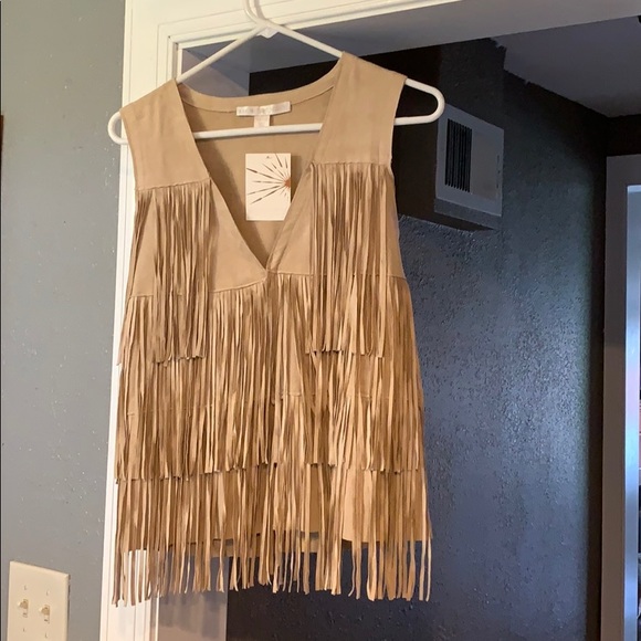 Vest - Picture 1 of 2